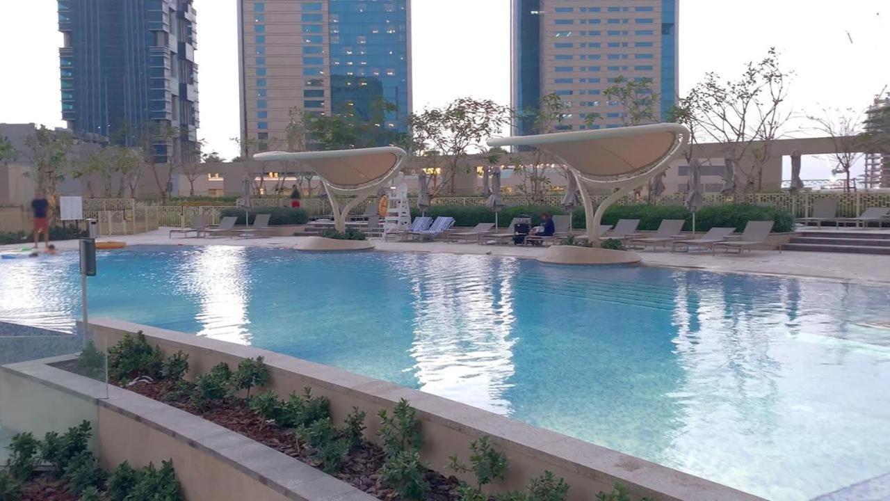 First Class 3Br With Full Burj Khalifa And Fountain View Dubai Bagian luar foto