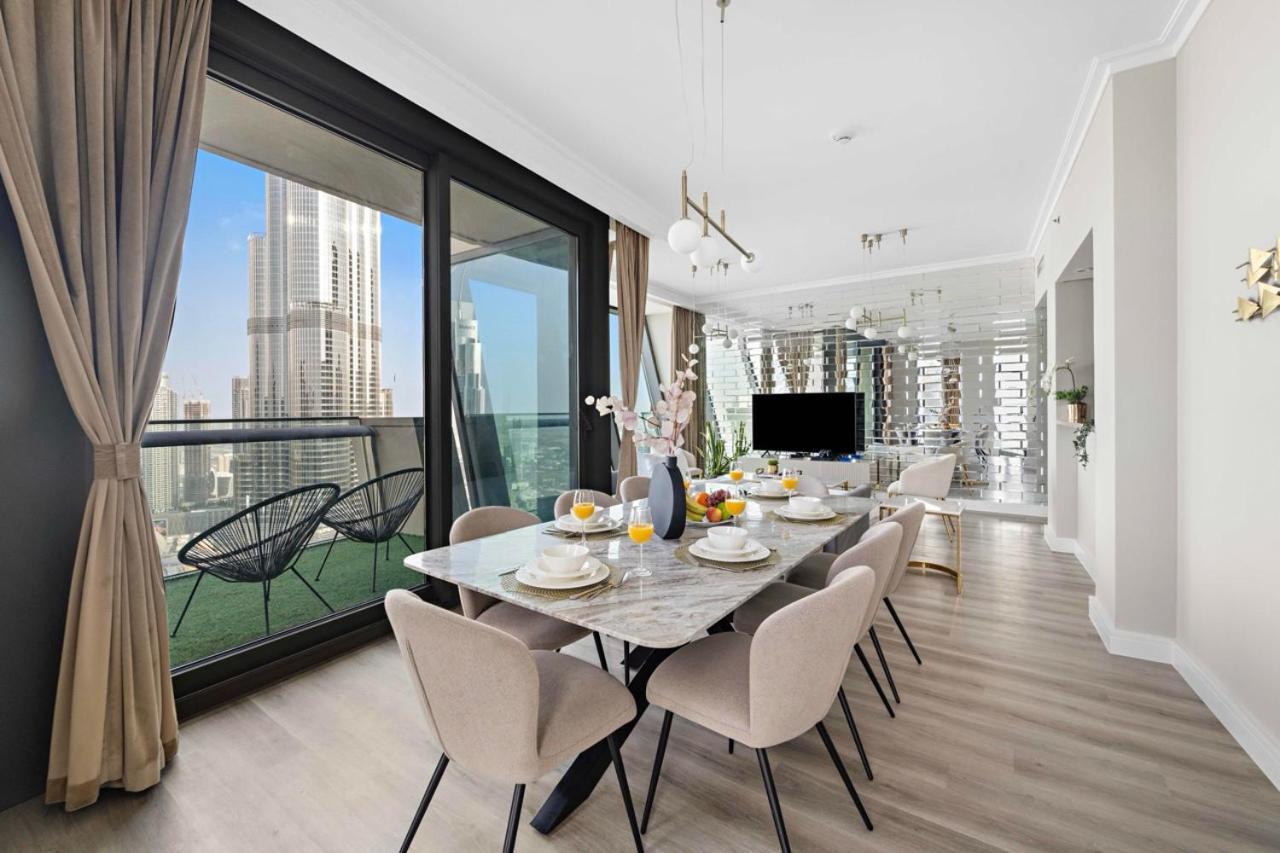 First Class 3Br With Full Burj Khalifa And Fountain View Dubai Bagian luar foto